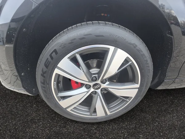AUDI Q3 SUV (2026) — foto 6 van 24