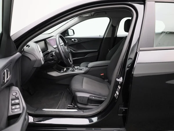 BMW 1 Reeks (2022) — foto 39 van 39
