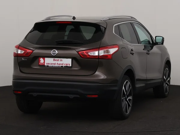 NISSAN Qashqai (2017) — foto 22 van 28