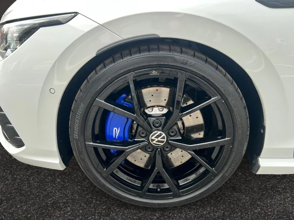 VOLKSWAGEN Golf VIII R (2023) — foto 24 van 24