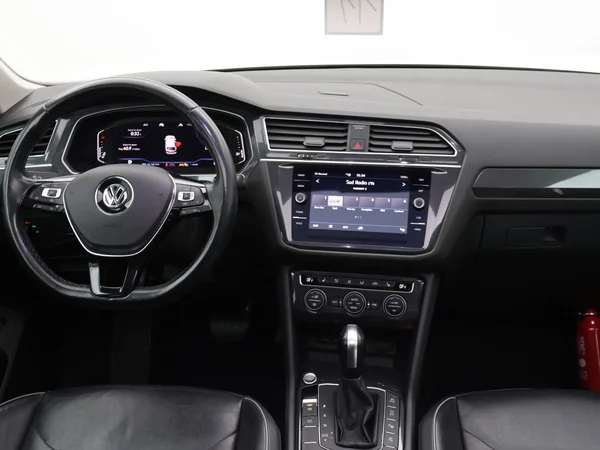 VOLKSWAGEN Tiguan Allspace (2020) — foto 3 van 30