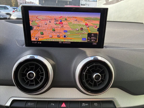 AUDI Q2 (2023) — foto 15 van 24