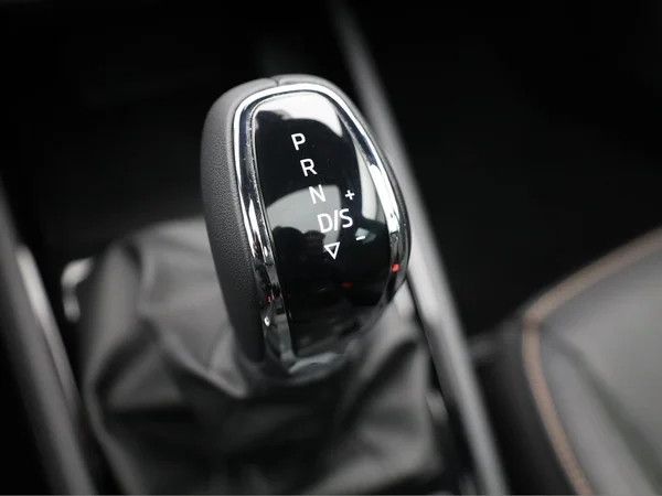 SKODA Scala (2024) — foto 18 van 23