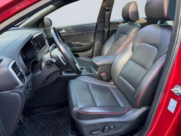 KIA Sportage Dsl (2021) — foto 2 van 31