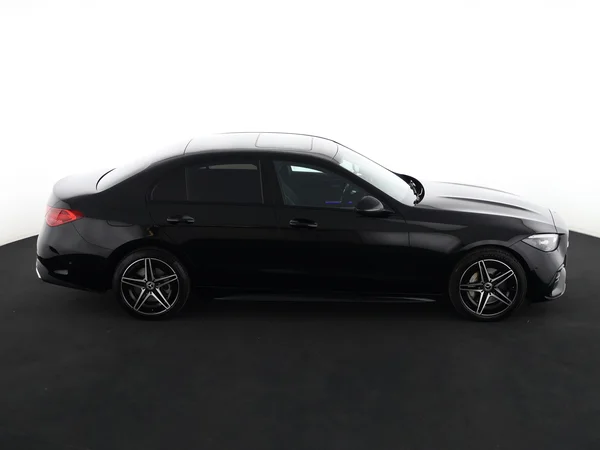 MERCEDES C 300 (2022) — foto 29 van 33