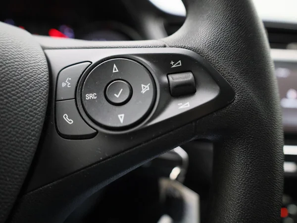 Opel Corsa (2022) — foto 7 van 38