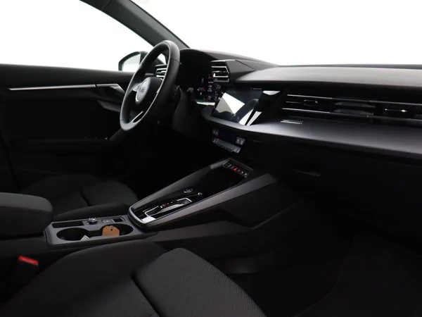 AUDI A3 Sportback (2025) — foto 12 van 18