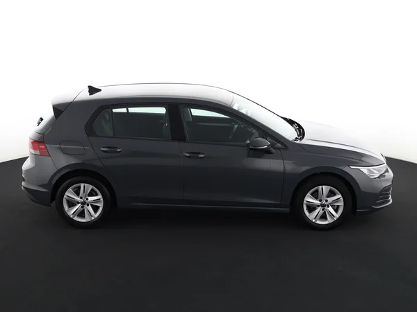 VOLKSWAGEN Golf (2024) — foto 24 van 28