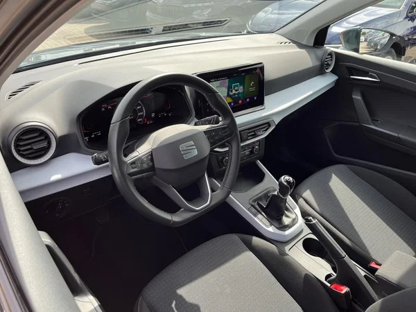 SEAT Arona (2024) — foto 16 van 21