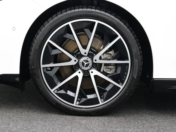 Mercedes-Benz CLA (2025) — foto 30 van 32