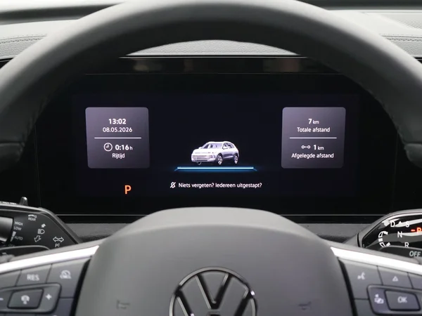 VOLKSWAGEN Tiguan (2026) — foto 14 van 24