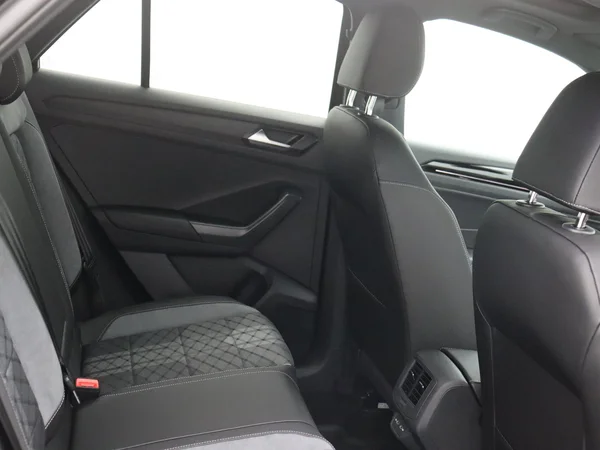 VOLKSWAGEN T-Roc (2026) — foto 6 van 21
