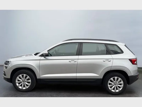 Skoda Karoq (2021) — foto 24 van 29
