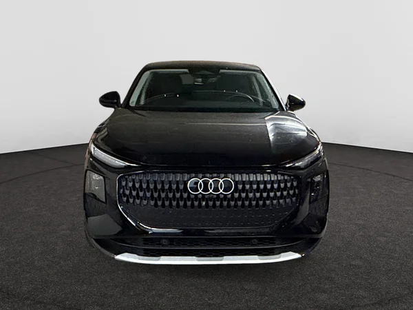 AUDI Q3 Sportback (2025) — foto 11 van 17