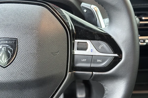 Peugeot 2008 (2025) — foto 6 van 16