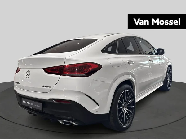 Mercedes-Benz GLE (2022) — foto 18 van 23