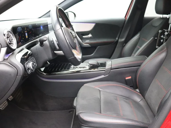 Mercedes-Benz A-Klasse (2021) — foto 6 van 22