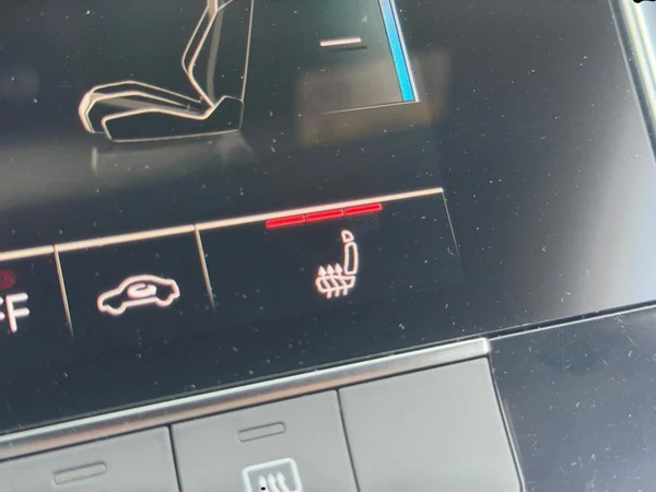 AUDI A6 Avant PHEV (2021) — foto 8 van 19