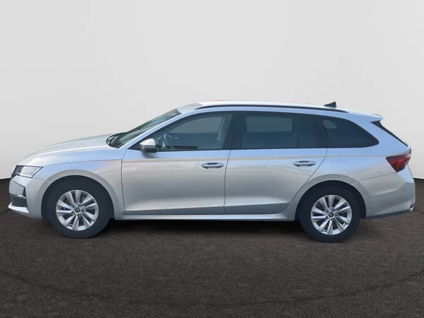 SKODA Octavia Combi (2025) — foto 3 van 25