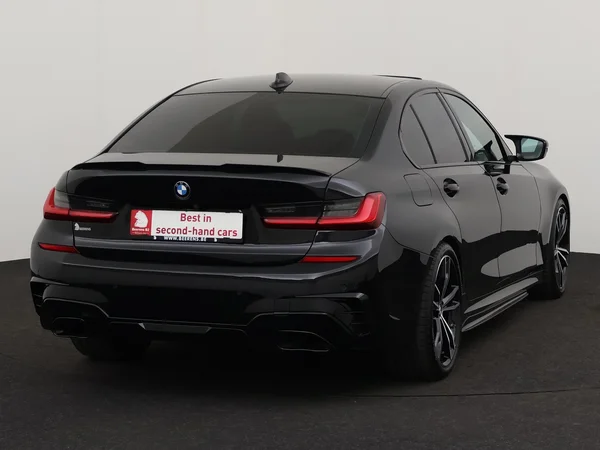 BMW 330 (2021) — foto 23 van 31