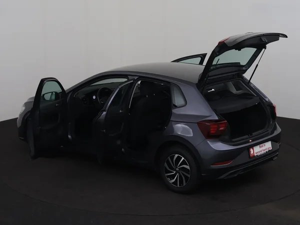 VOLKSWAGEN Polo (2022) — foto 26 van 27