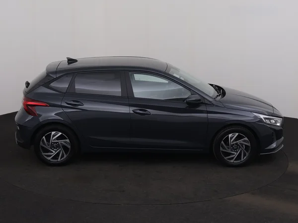 HYUNDAI i20 (2025) — foto 23 van 27