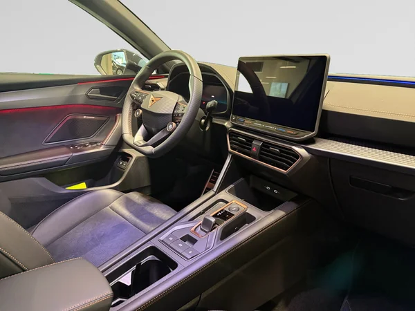 CUPRA Leon ST e-Hybrid (PHEV) (2025) — foto 15 van 19