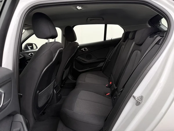 BMW 116 (2024) — foto 5 van 28
