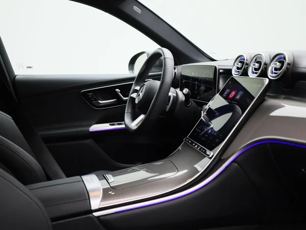 Mercedes-Benz GLC (2025) — foto 30 van 45