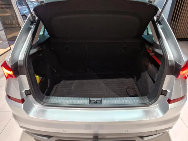 SKODA Kamiq (2023) — foto 10 van 23