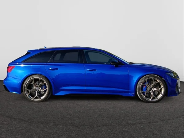AUDI RS6 Avant (2024) — foto 9 van 19