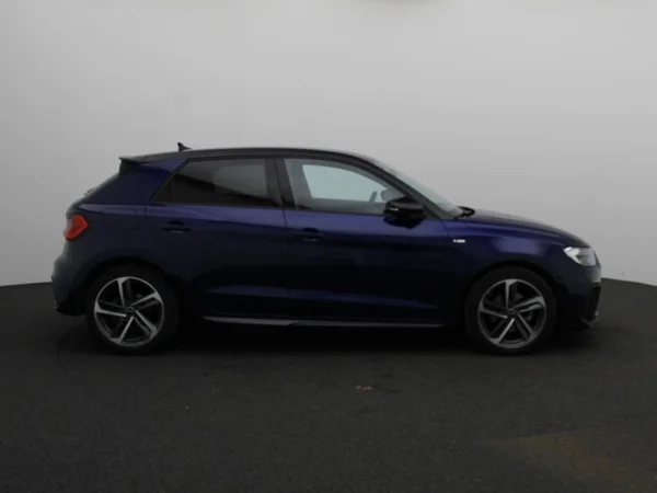 AUDI A1 Sportback (2025) — foto 14 van 17