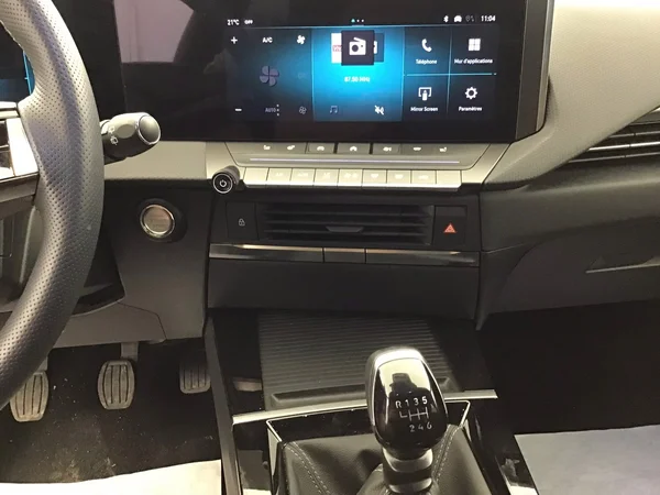 Opel Astra Sports Tourer (2025) — foto 6 van 40