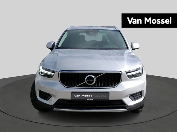 Volvo XC40 (2018) — foto 8 van 15