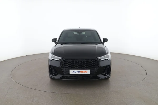 Audi Q3 (2021) — foto 15 van 16