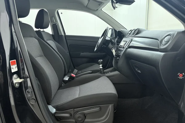 Suzuki Vitara (2021) — foto 13 van 15