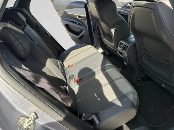 PEUGEOT 3008 (2023) — foto 10 van 24