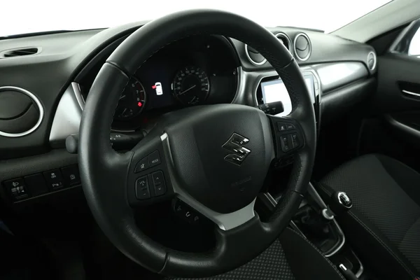 Suzuki Vitara (2024) — foto 2 van 16