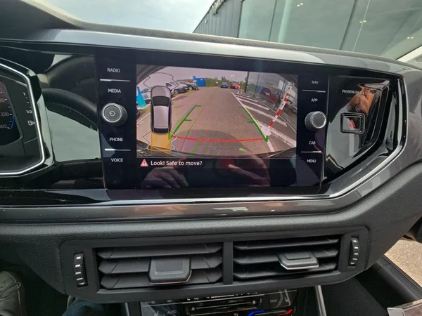 VOLKSWAGEN Taigo (2024) — foto 5 van 24