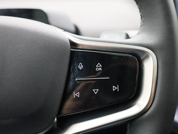Volvo EX30 (2024) — foto 15 van 43