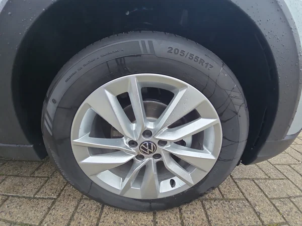 VOLKSWAGEN Taigo (2026) — foto 24 van 24
