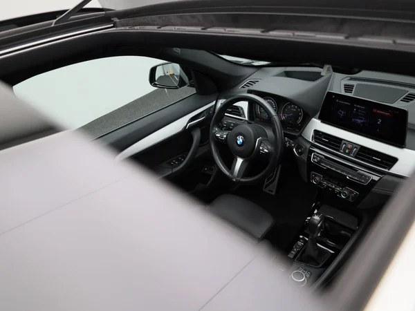 BMW X1 (2021) — foto 40 van 53