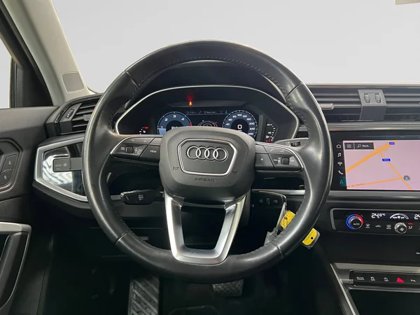 AUDI Q3 Sportback (2020) — foto 18 van 20
