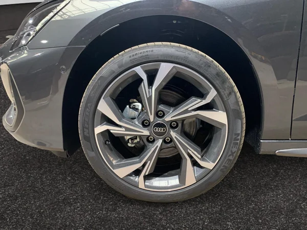 AUDI A3 Sedan (2025) — foto 10 van 18
