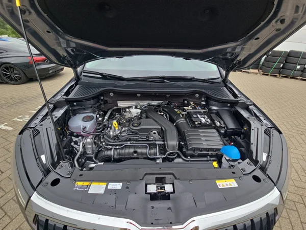 SKODA Karoq (2025) — foto 24 van 24