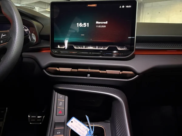 CUPRA Terramar e-Hybrid (PHEV) (2026) — foto 9 van 24