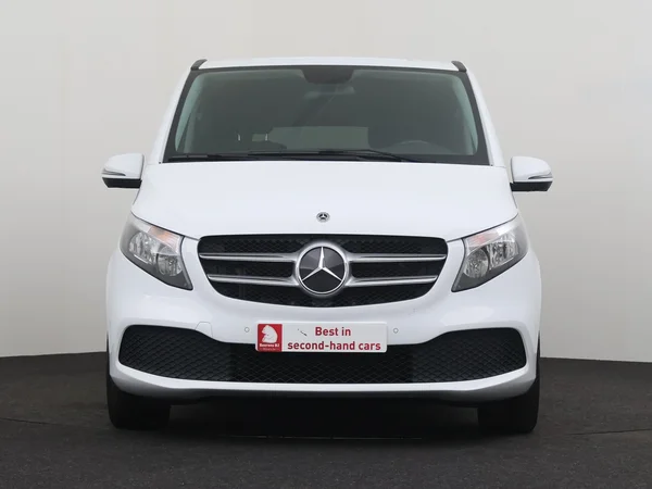 MERCEDES V 250 (2022) — foto 24 van 26