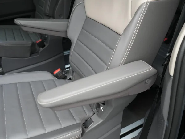 VOLKSWAGEN Multivan T7 Long eHybrid (PHEV) (2026) — foto 13 van 55