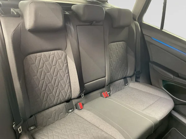 VOLKSWAGEN Golf VIII SW (2024) — foto 11 van 22