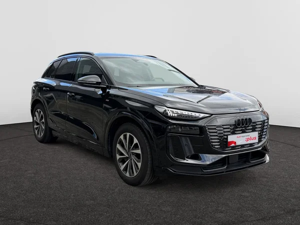 AUDI Q6 e-tron (2025) — foto 13 van 15